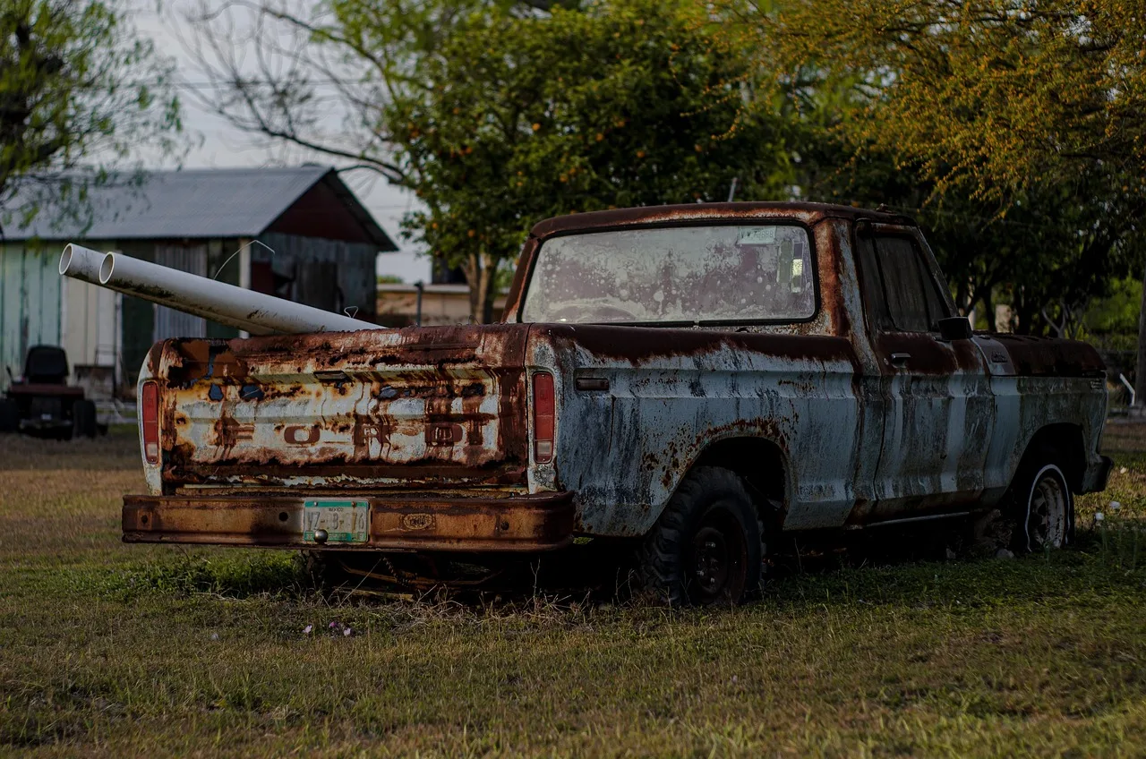 ford, old car, junk car, vehicle, rust, metal, iron, truck, junk car, junk car, junk car, junk car, junk car. A working review of junk removal companies