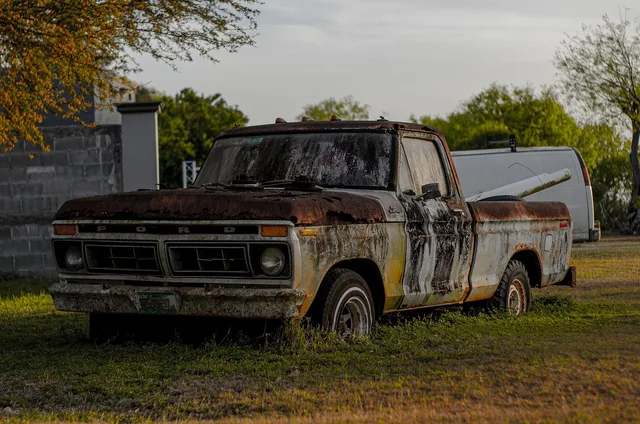 truck, nature, pick-up truck, rusty truck, scrap, junkyard, old truck, grass. What to put in a junk removal business package