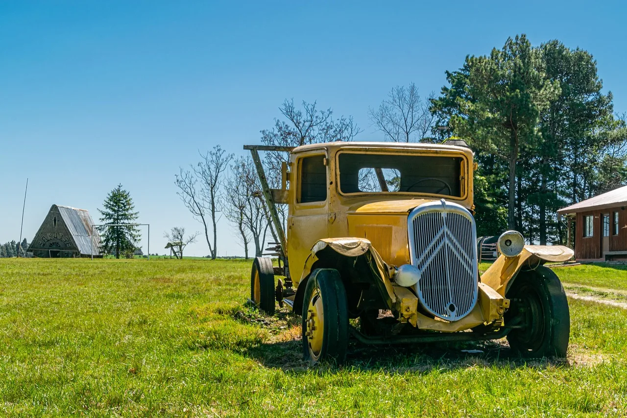 truck, farm, vintage, old truck, vehicle, farm truck, field, rural. Junk removal KPIs that moved: what to check before you act
